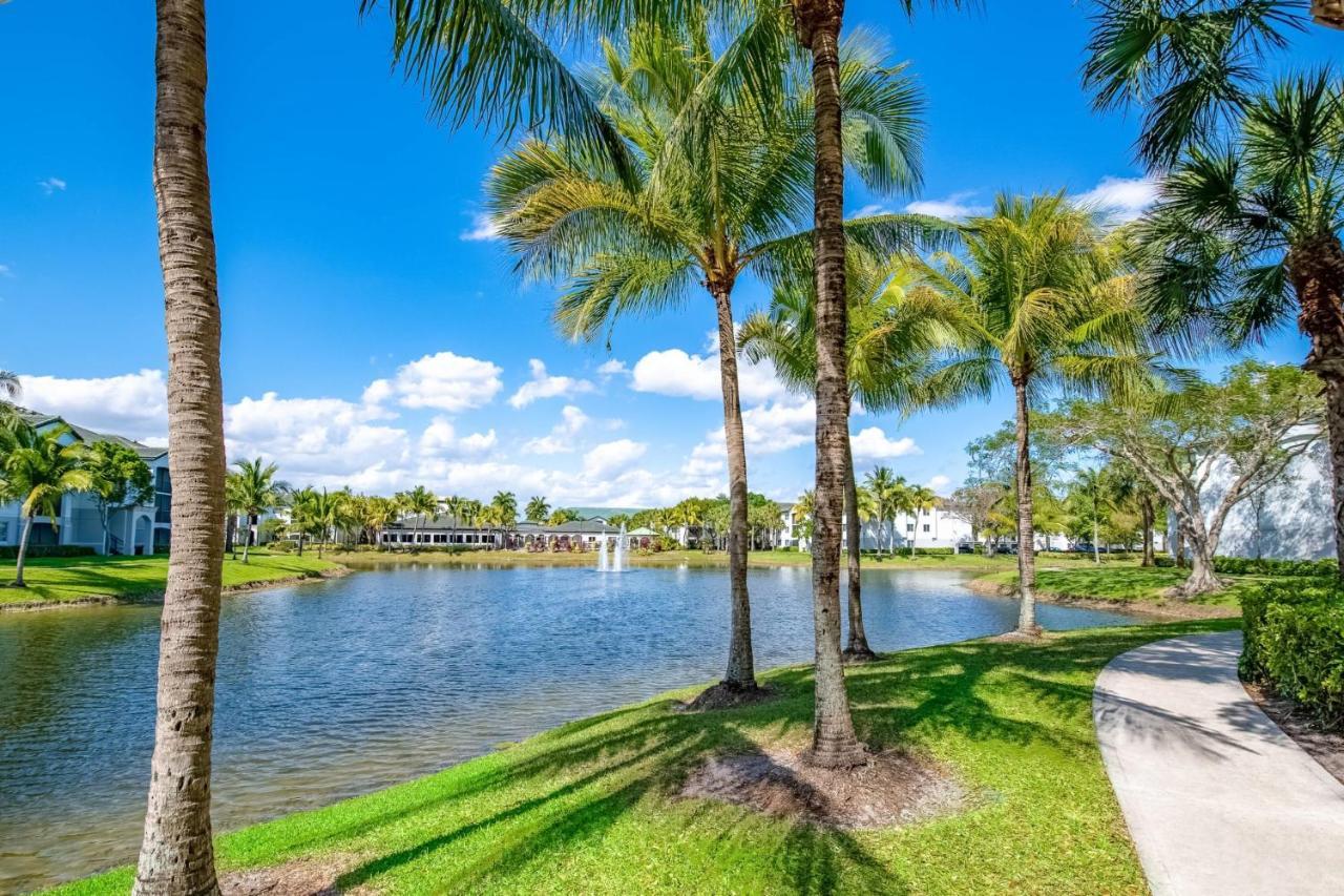 Tucker At Palm Trace Landings Lauderdale * Davie