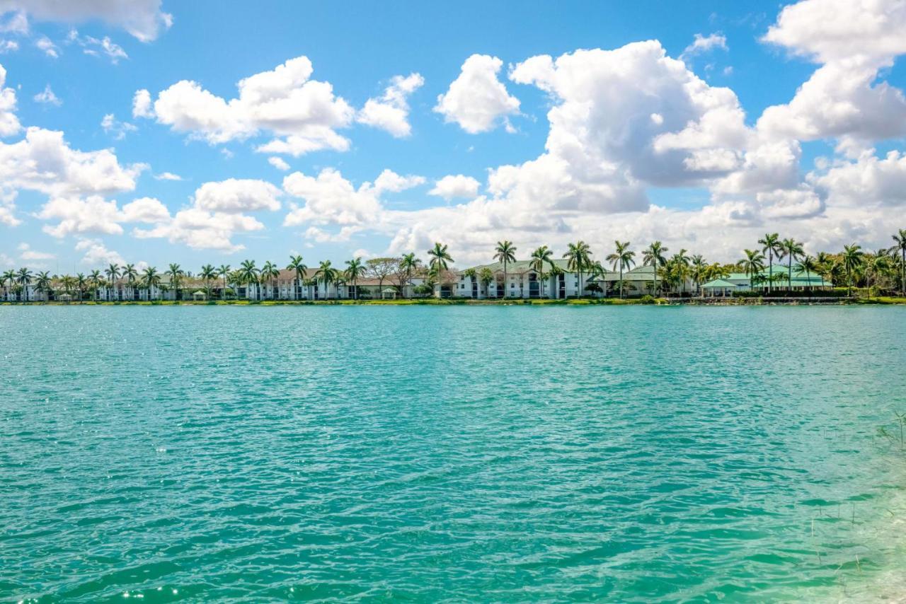 Tucker At Palm Trace Landings Lauderdale